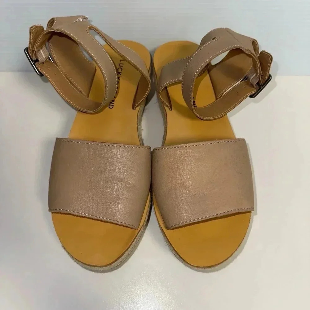 Women's Lucky Brand Sandals, Beige, Size 8.5 - Picture 10 of 11